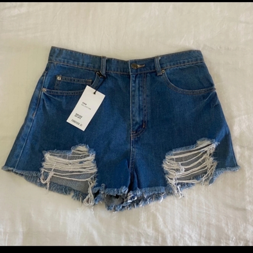 NWT Forever 21 denim collection high rise cut offs/ distressed shorts size 29 - Picture 1 of 4